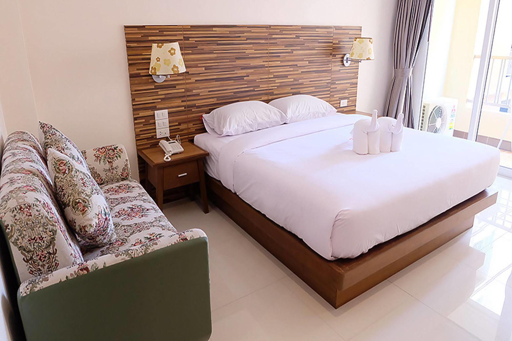 D Hotel Патая Екстериор снимка